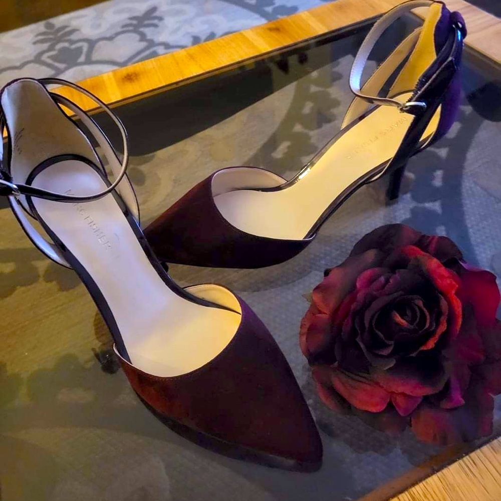 ⭐️🤩⭐️Marc Fisher Heels Burgundy